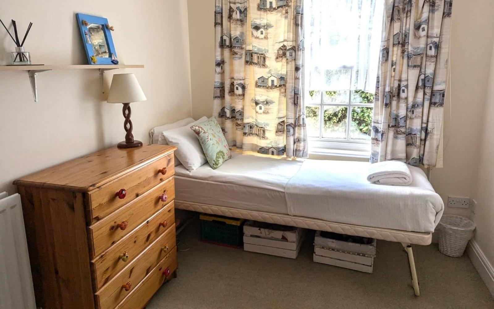 Georgian 2 Bedroom Apartment In Chichester With Free Parking - Chichester Holiday Properties Exterior photo